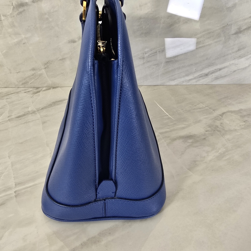 Prada Promenade Blue Saffiano Leather Women's Bag - NWOT - Picture 6 of 14